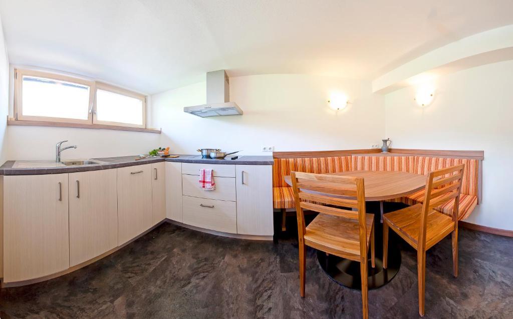 Hotel Zum Löwen - Al Leone Meltina Kamer foto